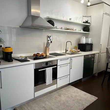 Wellness By The Opera Appartement *