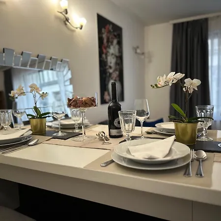 Wellness By The Opera *