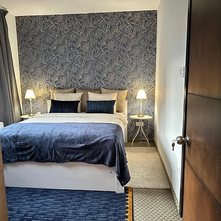 Wellness By The Opera Appartement *