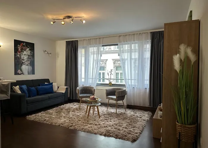 Wellness By The Opera Apartamento