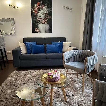 Wellness By The Opera Apartament Budapeszt